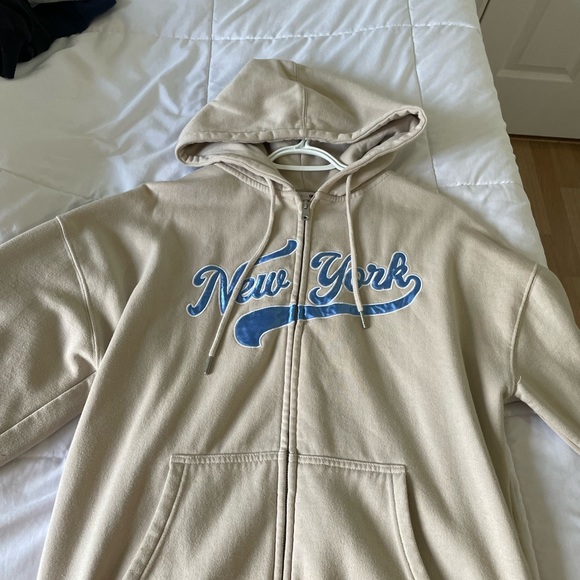 All clothes are from garage and some aritiza! for cheap prices. - Picture 9 of 16